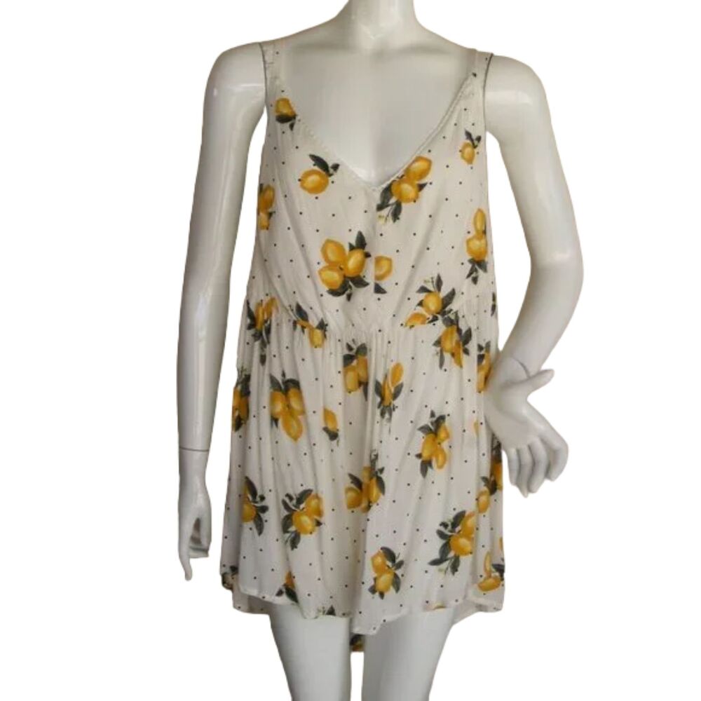 TORRID Camisole, 4/4X, Lemons, White, Dots, Spaghetti straps, Scoop neck